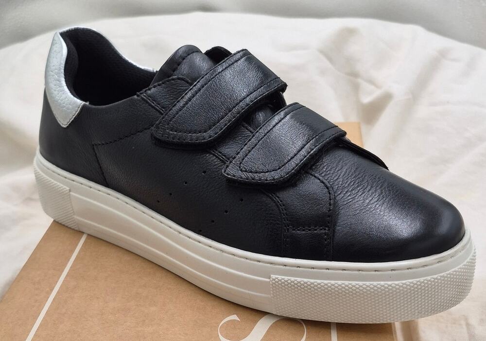 NEW Seychelles Trading Places Leather Sneakers platform sole black Womens Size 8